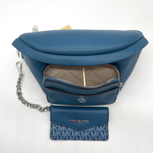 Michael Kors Large Maisie 2 in 1 Waistpack Crossbody Bag - Picture 8 of 9